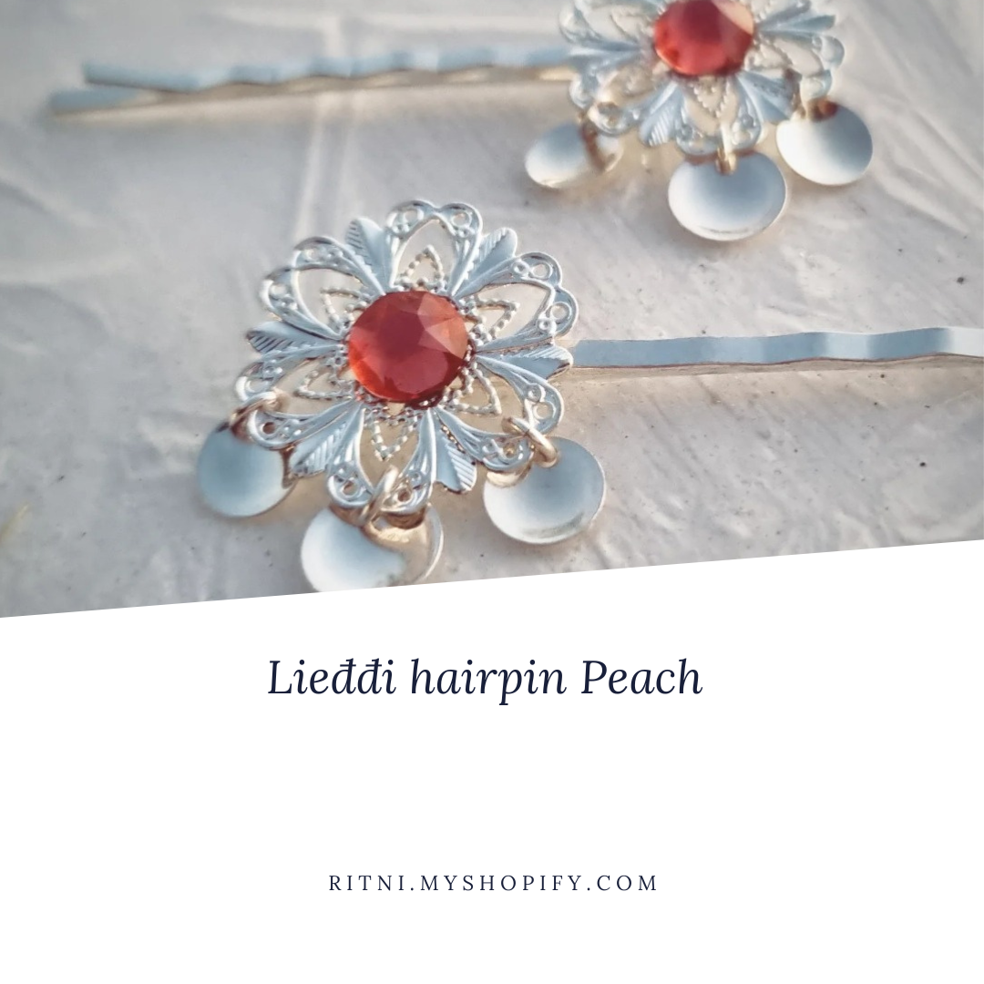 Lieđđi hairpin Peach